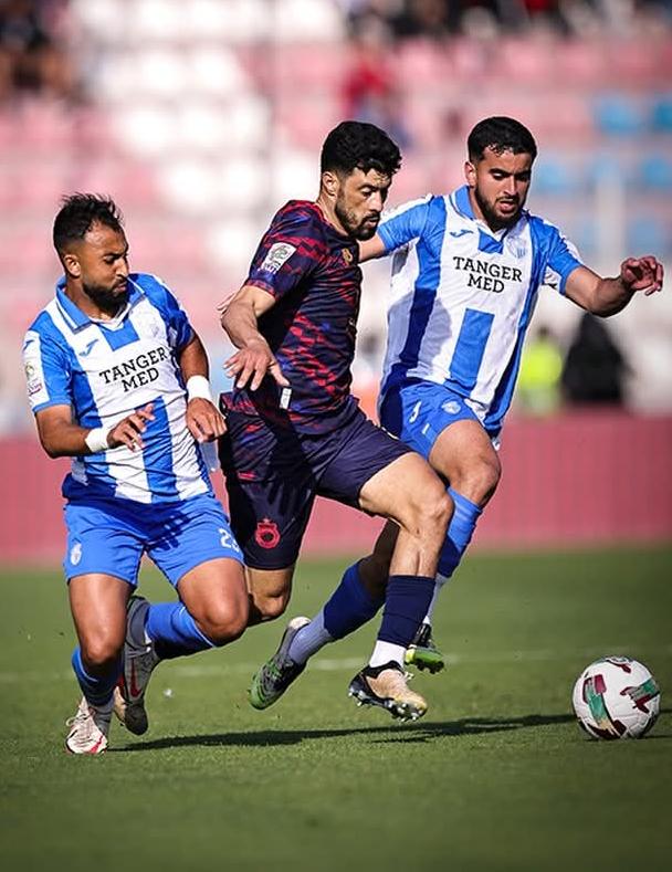 ريمونتادا مثيرة تمنح طنجة فوزًا ثمينًا في آسفي