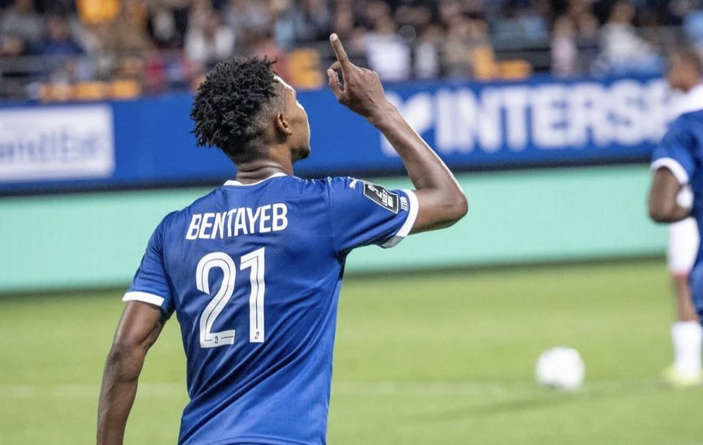 المغربي بن طيب يتصدر لائحة هدافي بطولة الليغ 2 الفرنسي