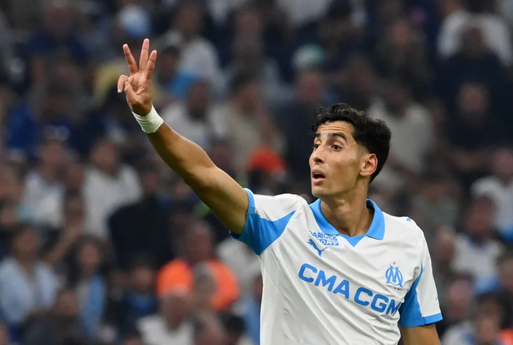 نايف أكرد يصل لمفترق الطرق مع أولمبيك مارسيليا