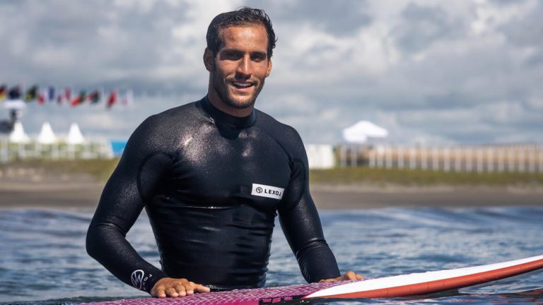 بوخيام يرد على استفزاز برازيلي حول تتويج المغرب بكأس أفريقيا