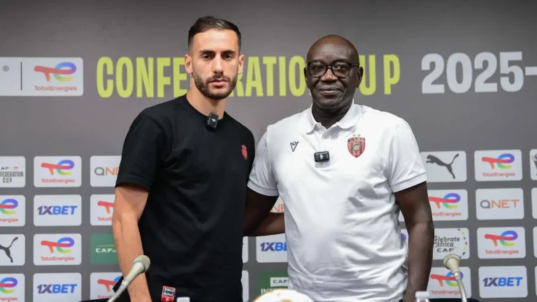 قائد اتحاد العاصمة يشعل نهائي كأس الكونفدرالية بتصريحات نارية ضد الزمالك