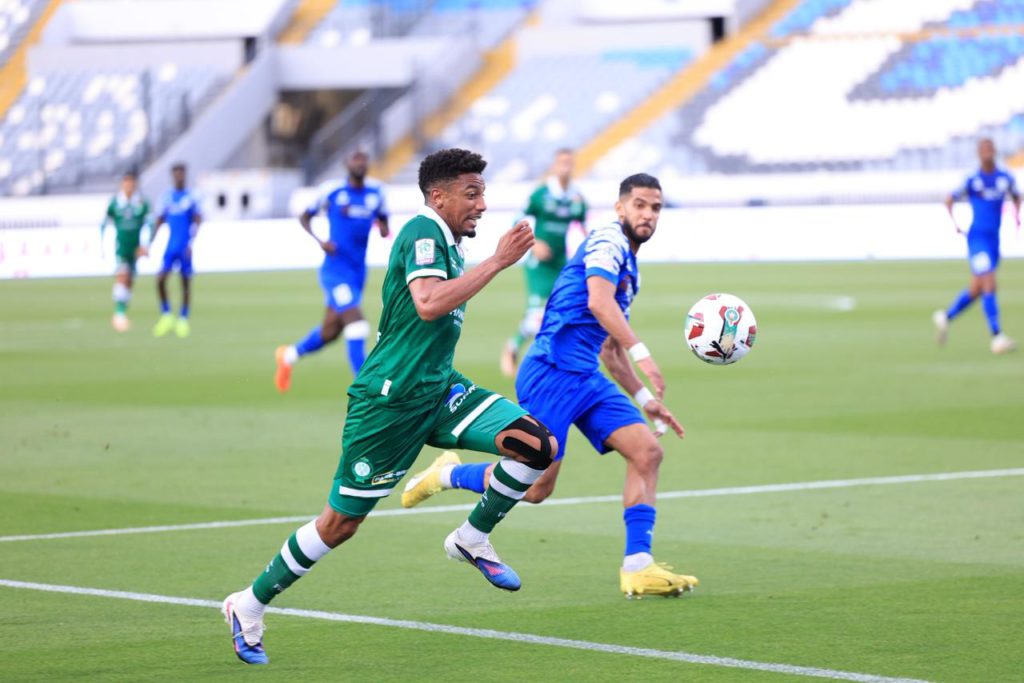 الرجاء الرياضي يستعيد توازنه بالفوز على الدفاع الحسني الجديدي