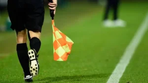 مديرية التحكيم تكشف حكام الجولة 18 من البطولة الاحترافية