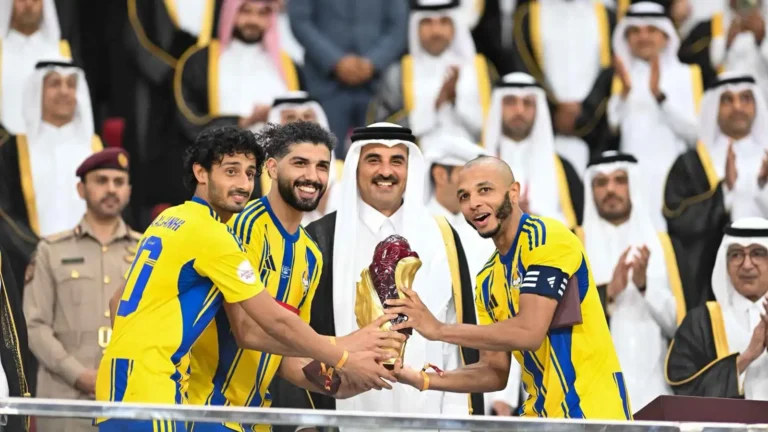 الجزائري ياسين براهيمي يقود الغرافة للتتويج بكأس أمير قطر