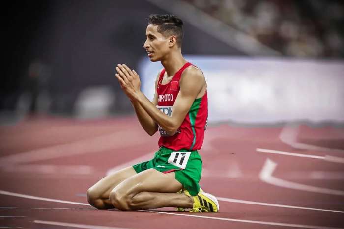 بنيزيد يمنح المغرب فضية 3000 متر موانع في بطولة إفريقيا لألعاب القوى