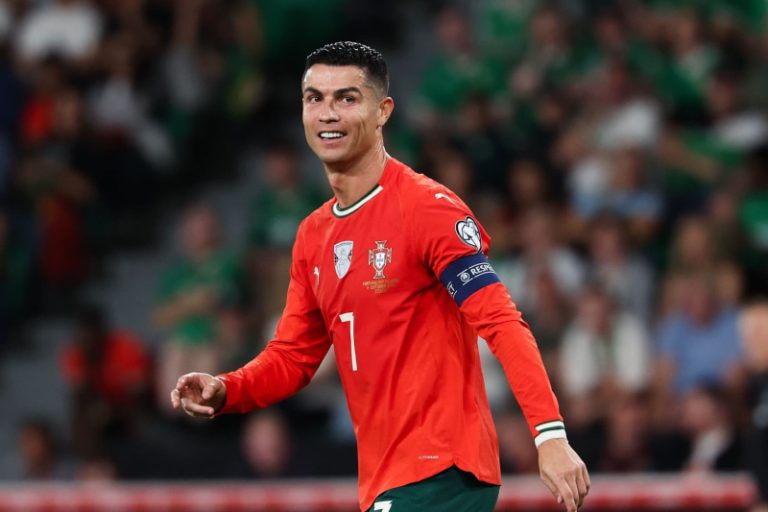 رونالدو يواصل تحطيم الأرقام قبل انطلاق كأس العالم