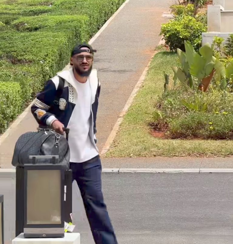 بداية توافد لاعبي المنتخب الوطني المغربي على مركب محمد السادس