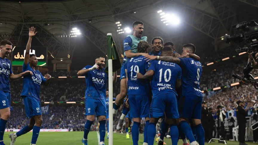 بحضور بونو.. الهلال يقلب الطاولة على الخلود ويتوج بكأس الملك