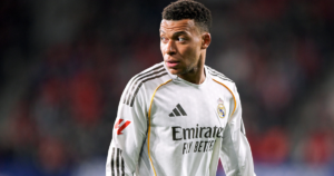 جماهير ريال مدريد تهاجم كليان مبابي
