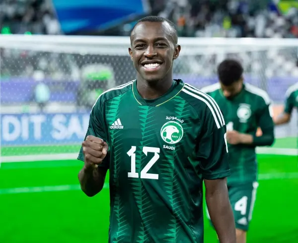 نجم لانس الفرنسي يشيد بالمنتخب المغربي ويضعه في واجهة مونديال 2026