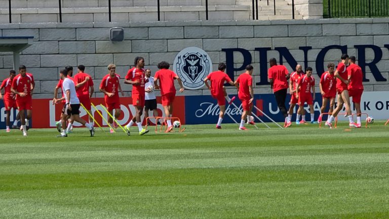 حضور بارز لأكرد والطالبي في تدريبات المنتخب المغربي