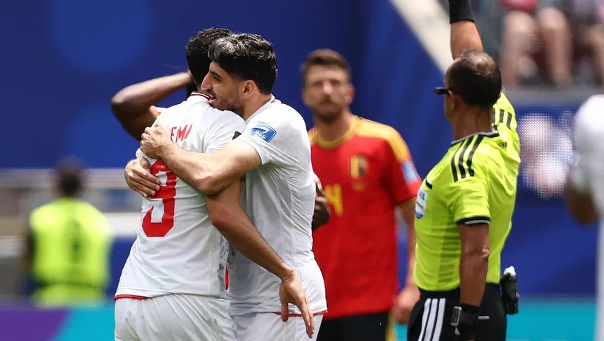 قبل مواحهة مصر.. الولايات المتحدة تفاجئ المنتخب الإيراني بقرار جديد في المونديال