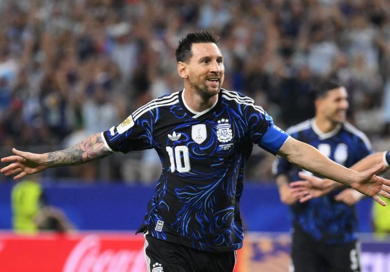 الأرجنتين تهزم الأردن بثلاثية وتواصل العلامة الكاملة في كأس العالم 2026