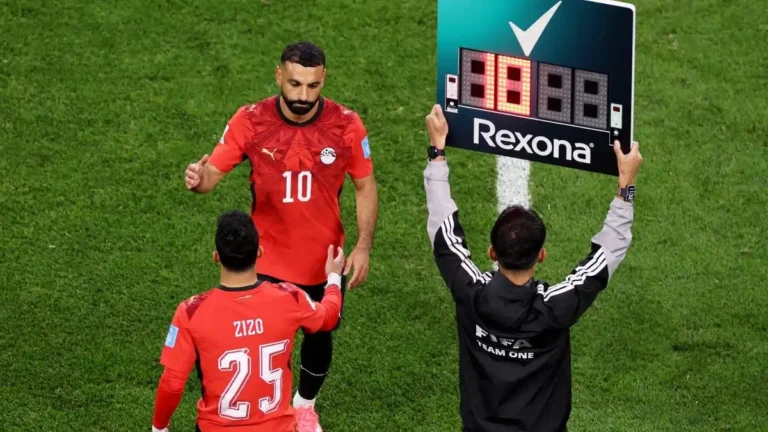 حسام حسن في ورطة.. ضربة قوية.. منتخب مصر يعلن تفاصيل إصابات صلاح وفتوح وعبد المنعم