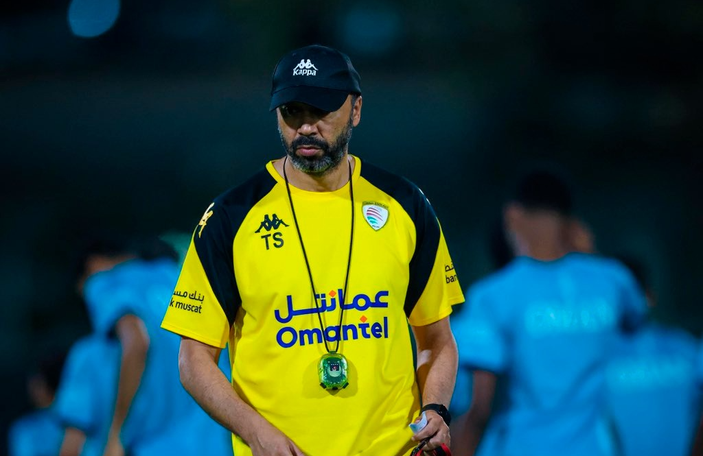 طارق السكتيوي يخسر مباراته الأولى مع منتخب عمان