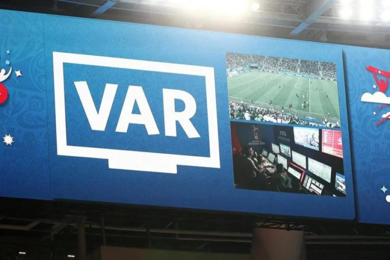 تعديلات تحكيمية جديدة في مونديال 2026 لمواجهة إضاعة الوقت وتعزيز دور الـVAR