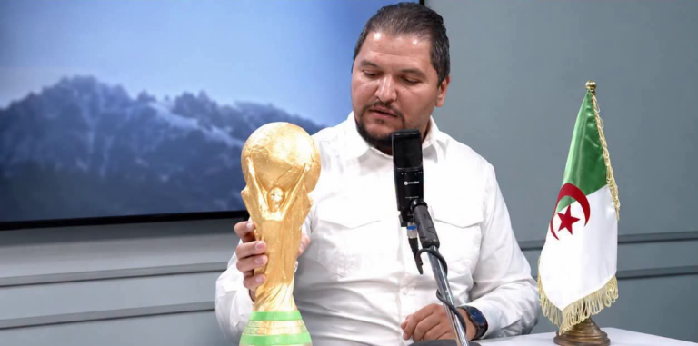 محلل جزائري بعد الفوز أمام الأردن: “هدفنا التتويج بلقب كأس العالم”