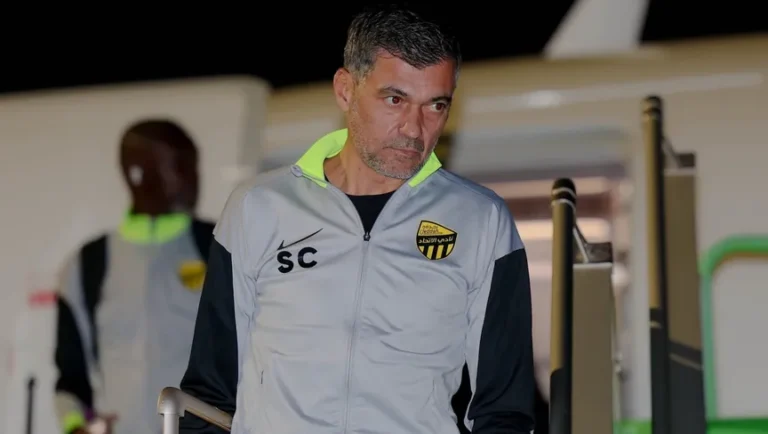 الاتحاد السعودي يحسم رسميا مصير مدربه سيرجيو كونسيساو