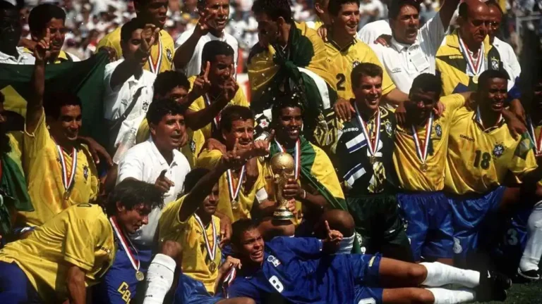 اعتقال مفاجئ يهز نجم البرازيل المتوج بمونديال 1994 قبل السفر إلى كأس العالم