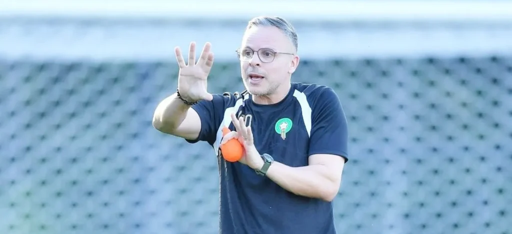 وهبي يكشف آخر تطورات إصابة نايف أكرد قبل انطلاق كأس العالم