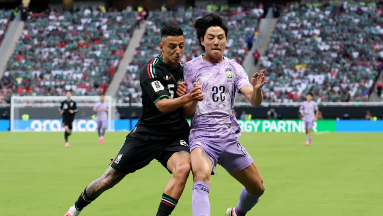 المكسيك أول المتأهلين إلى الدور المقبل في كأس العالم 2026