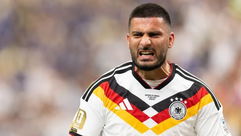 دينيز أونداف.. من عامل مصنع إلى صاحب إنجاز تاريخي في كأس العالم 2026