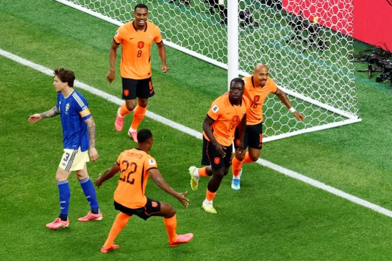 قبل قمة دور الـ32.. هولندا تعاني من أزمة قد يستغلها المنتخب المغربي