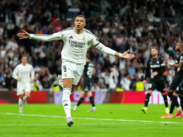 مبابي يقود مهمة ريال مدريد للتعاقد مع نجم الباريين
