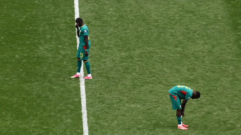 فوضى كبيرة في منتخب السنغال.. كواليس صادمة أطاحت بأسود التيرانغا