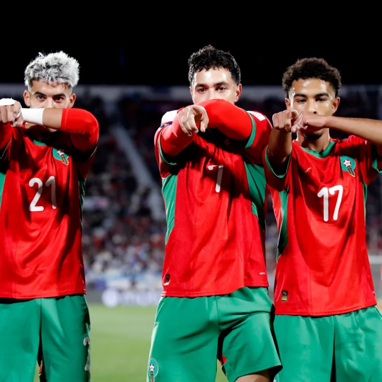 هداف منتخب الشبان يقترب من الليغا عبر بوابة سانتاندير