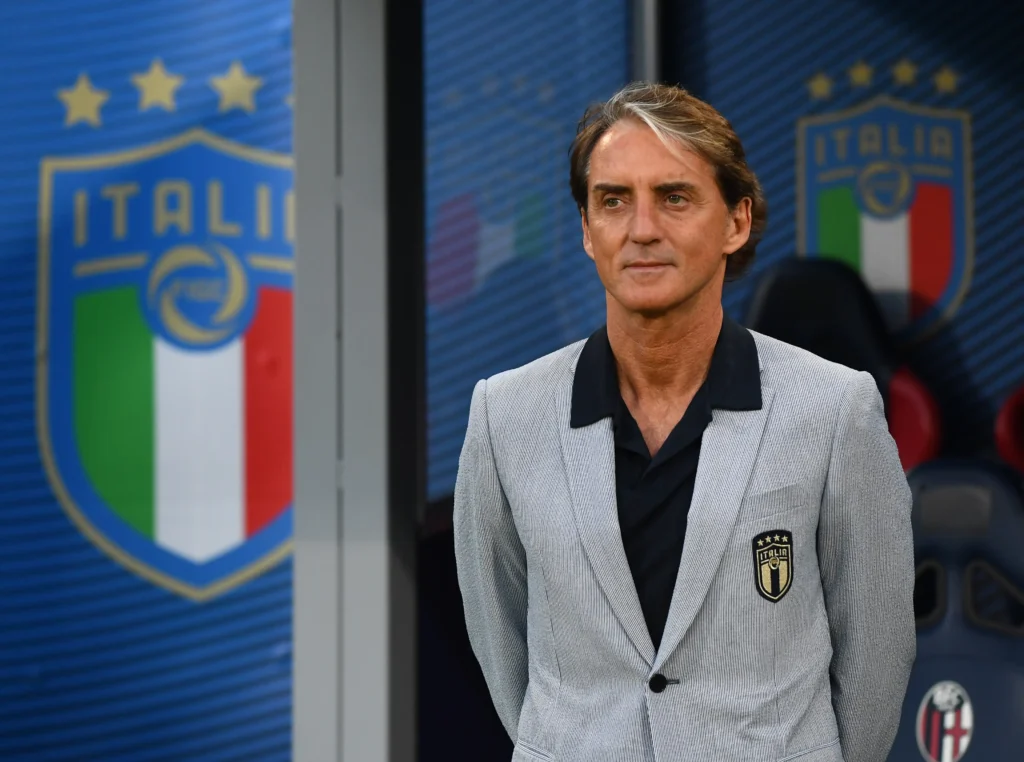 رسميًا.. روبرتو مانشيني يعود لقيادة منتخب إيطاليا ورانييري مديرًا فنيًا للاتحاد