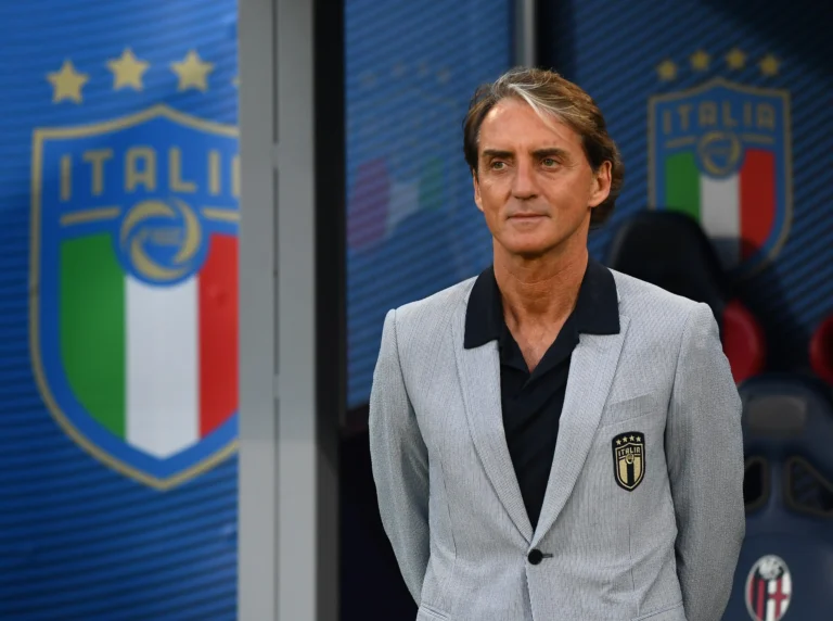 رسميًا.. روبرتو مانشيني يعود لقيادة منتخب إيطاليا ورانييري مديرًا فنيًا للاتحاد