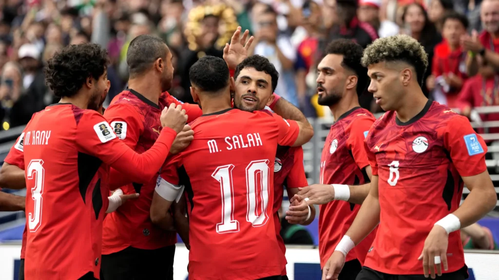 موعد مباراة مصر ضد أستراليا في دور الـ32 والقنوات الناقلة