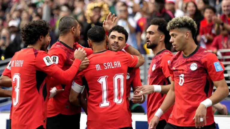 موعد مباراة مصر ضد أستراليا في دور الـ32 والقنوات الناقلة