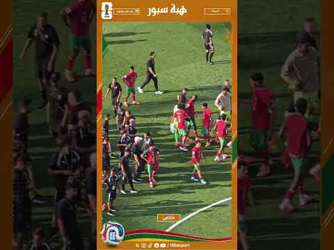 لقطة مؤثرة : لاعبو المنتخب يقبلون رأس بونو ويمسحون دموعه بعد الإقصاء أمام فرنسا