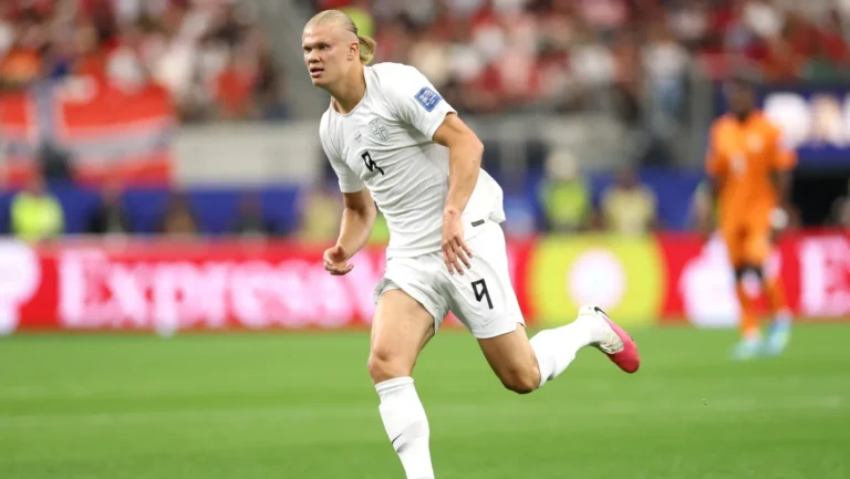 هالاند يطفئ أفراح النرويج قبل صدام البرازيل في كأس العالم