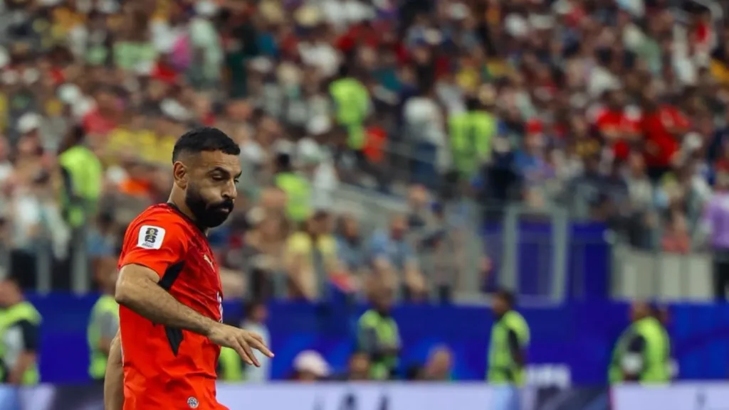 حقيقة اعتزال محمد صلاح بعد المونديال.. تصريحات رسمية تكشف المستقبل