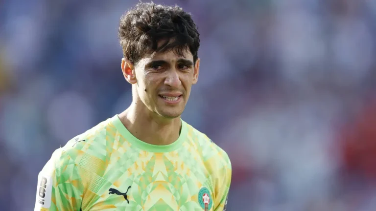 عملاق إيطاليا يدخل على خط التعاقد مع بونو