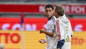 طبيب أعصاب يكشف تأثير سقوط موسيالا على مسيرته الكروية