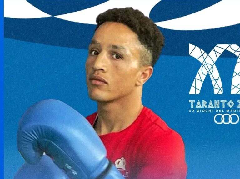 الملاكم المغربي عبد الحق نادر