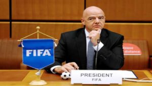 الفيفا يتخلى عن مشروع بيع حصة من كأس العالم
