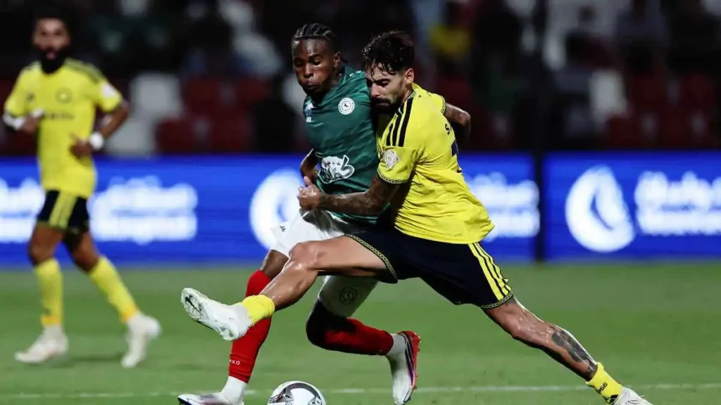 ريمونتادا وطرد واشتباكات.. النصر يقلب الطاولة على الاتفاق في مباراة مجنونة
