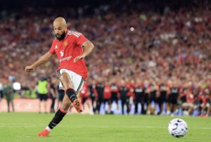 مزراوي يطمئن جماهير مانشستر يونايتد ويكشف جاهزيته للموسم الجديد