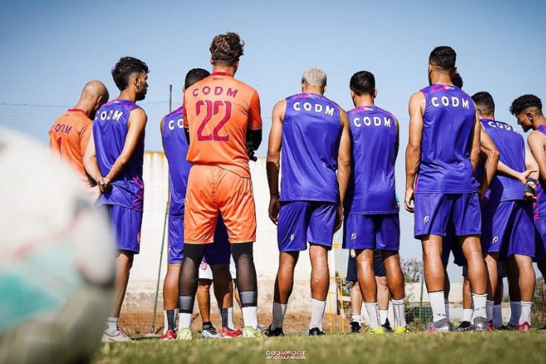 الكوديم يكشف برنامجه الإعدادي للموسم 2026-2027 ويحدد مواعيد مبارياته الودية