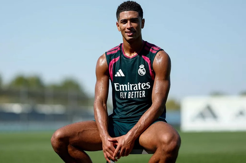 بيلينغهام متحمس للعمل مع مورينيو ويكشف طموحه مع ريال مدريد