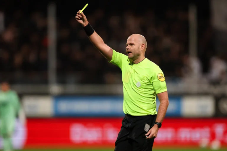 يويفا يعلن تعديلات جديدة لمكافحة إهدار الوقت وتبسيط استخدام تقنية «VAR»