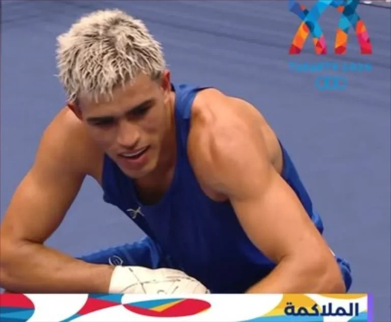 بإجماع القضاة.. الملاكم السمغولي يهزم الصربي غوربينكو ويحجز بطاقة النهائي