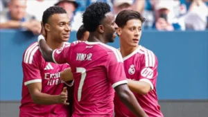 ريال مدريد يهزم شالكه بثلاثية.. وإبراهيم دياز يبعث برسالة قوية
