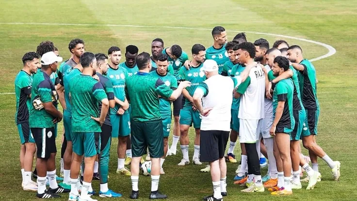 الرجاء الرياضي يرفض عرضا إيطاليا لتسريح أحد لاعبيه