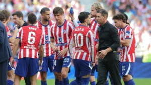 سيميوني يكشف الحقيقة وراء مغادرة ألفاريز ملعب أتلتيكو مدريد